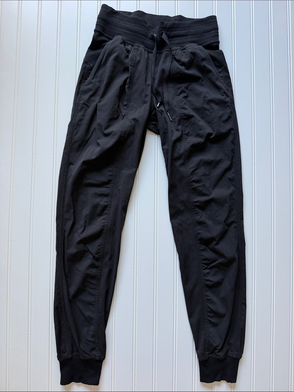 Lululemon Black Jogger Pants - no tag - Size Sm
